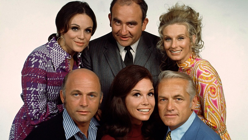 The cast of the Mary Tyler Moore Show
