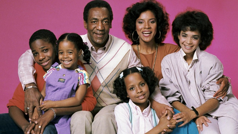 The cast of The Cosby Show posing for a picture