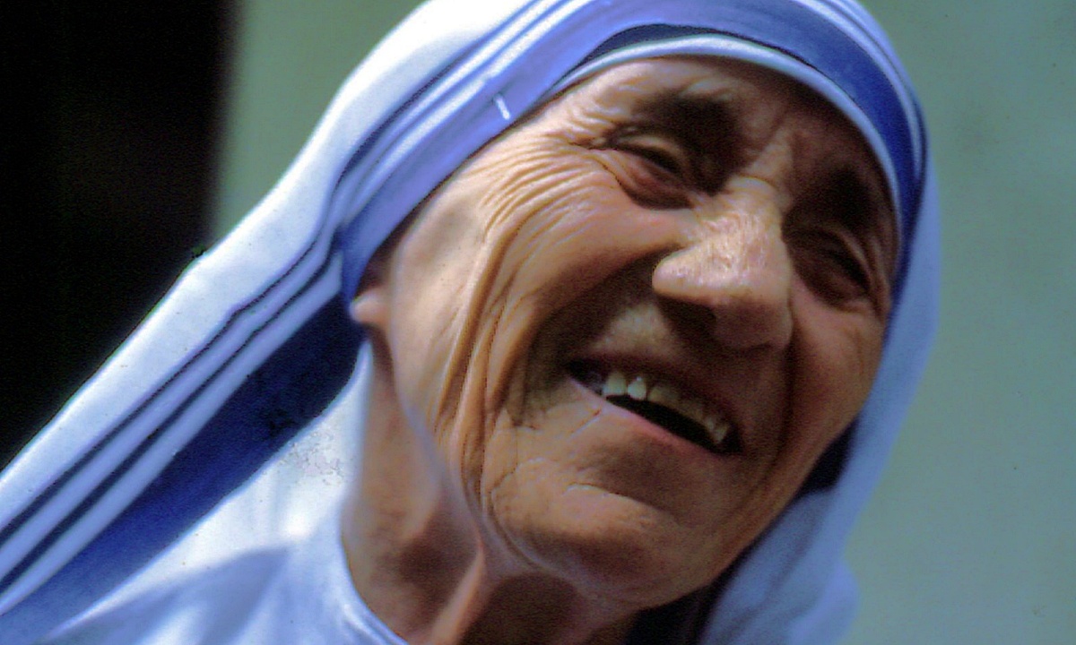 Pop Culture Flashback: Mother Teresa Wins Nobel Peace Prize (Oct. 17)