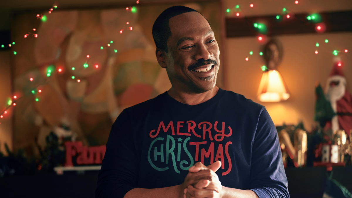 Eddie Murphy “Celebrates” the 12 Days of Christmas in His First Holiday Movie