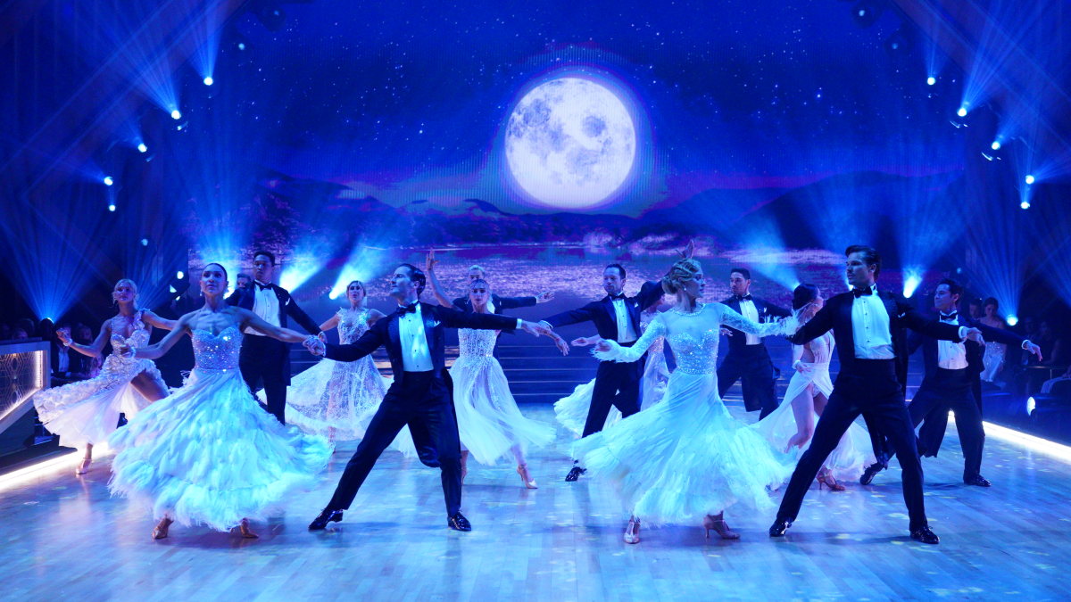 Watch as ‘DWTS’ Pays Tribute to Len Goodman in an Emotional Performance
