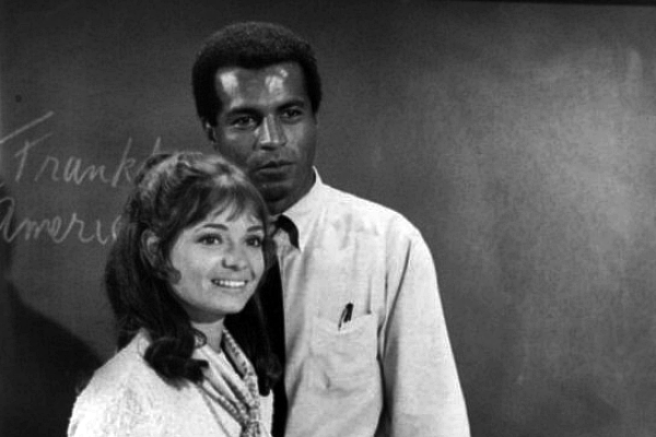 Lloyd Haynes and Karen Valentine from "Room 222".